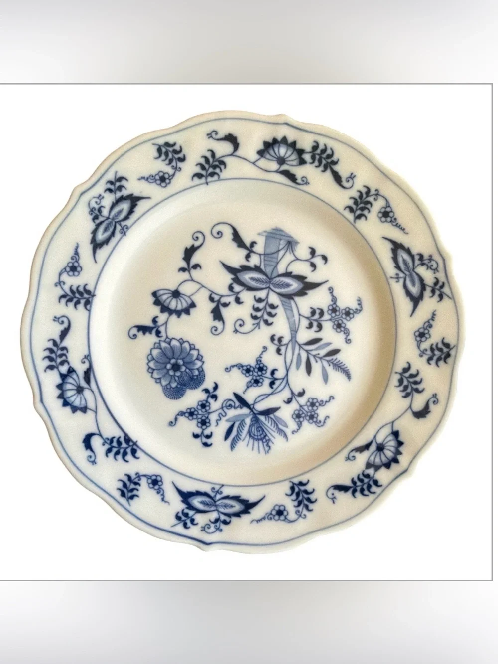Set (7) Blue Danube Japan -Hutschenreuther Blue Onion  (Scalloped Rim)